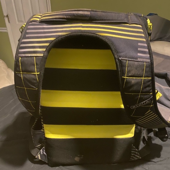 Used Dynamic Disc Ranger Bag - Picture 3 of 5